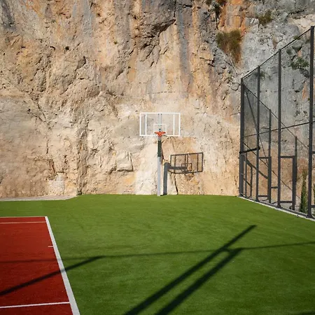 Kuk Oaza Makarska